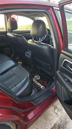 نیسان ئەلتیما